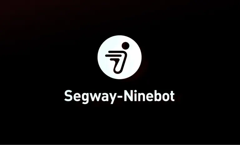 Кадр из ролика для Segway-Ninebot: электросамокат в городе