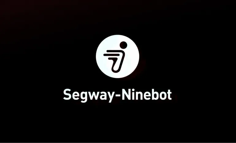 Кадр из ролика для Segway-Ninebot: электросамокат в городе